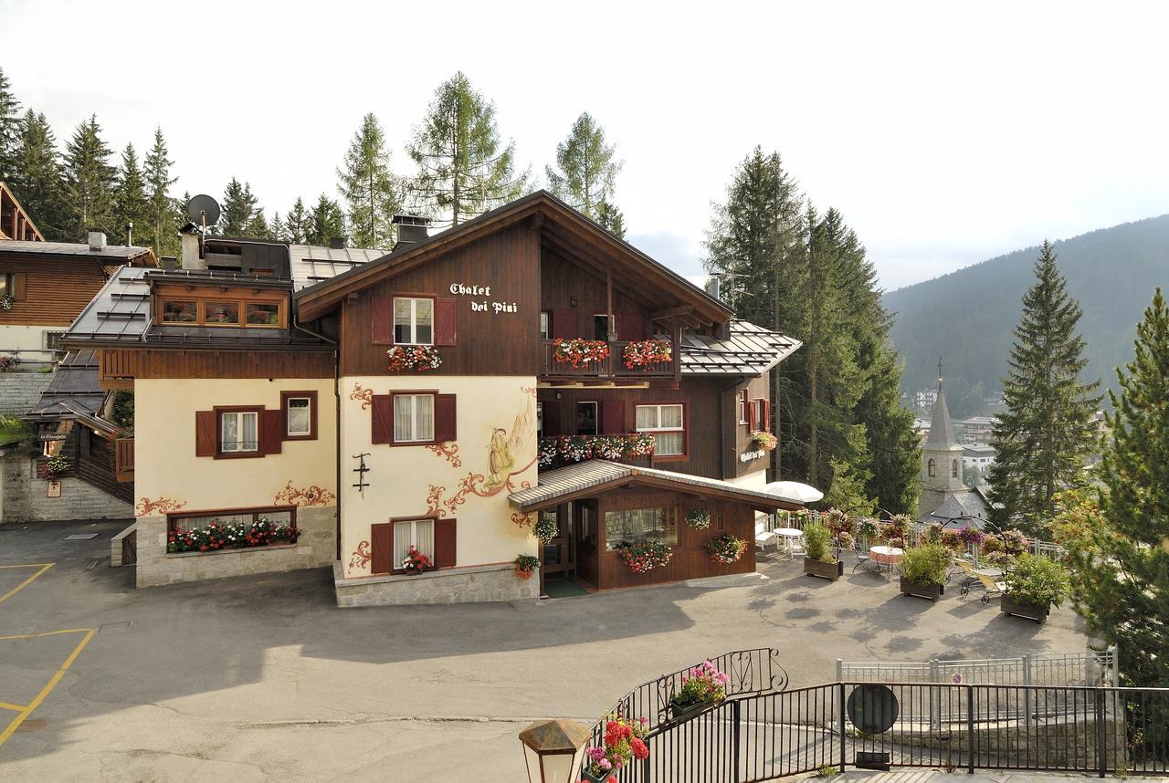 Aparthotel Chalet dei Pini Madonna Exterior foto